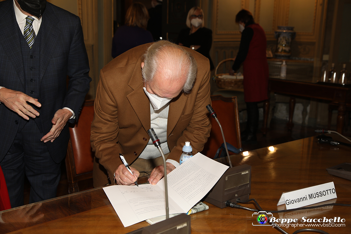 VBS_0843 - Investitura Ufficiale di Gianduja e presentazione Giacometta.jpg